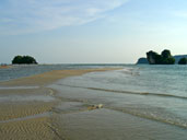 อุทยานแห่งชาติหาดนพรัตน์ธารา อ.เมือง จ.กระบี่ 